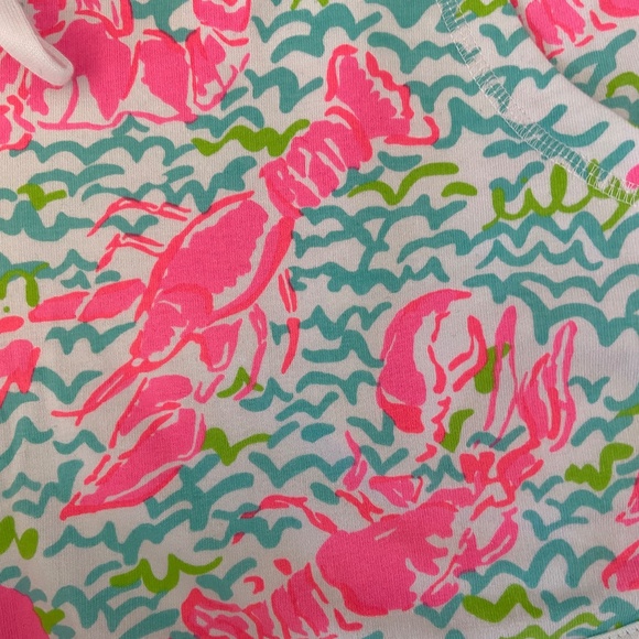 Lilly Pulitzer lobster shorts with pockets knit size Large - Picture 3 of 6